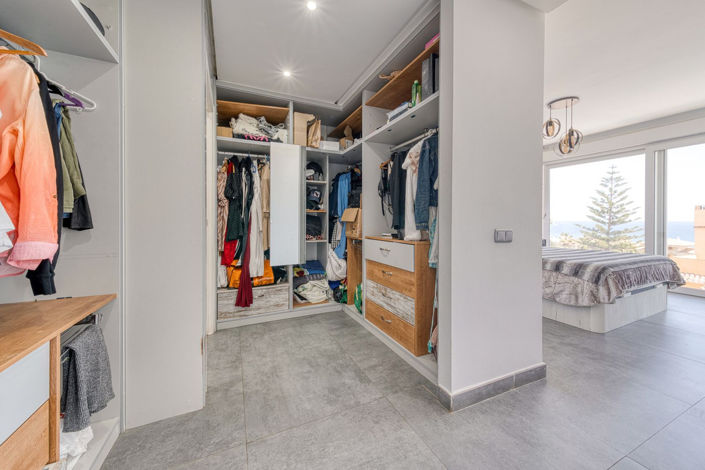 Image No.19-Propriété de 5 chambres à vendre à Estepona