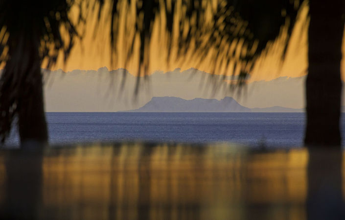 Image No.3-8 Bed Property for sale