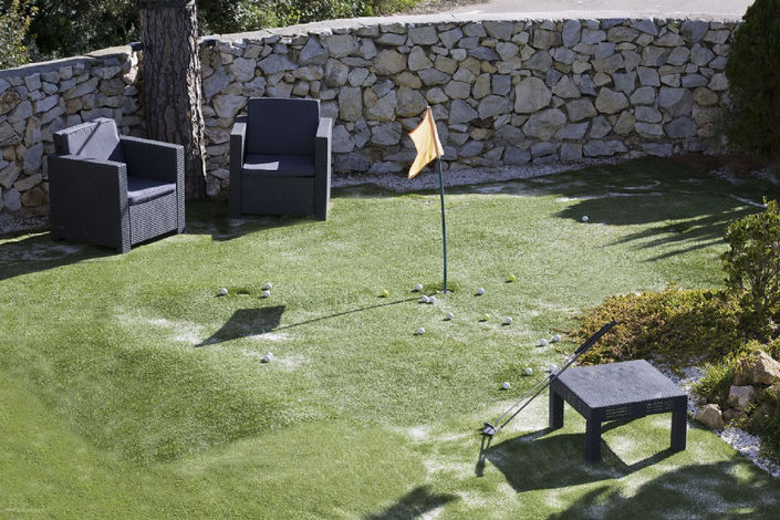 Image No.9-8 Bed Property for sale