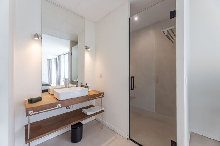 Image No.58-6 Bed Property for sale