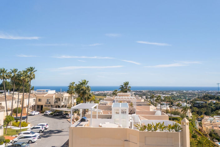 Image No.1-3 Bed Property for sale