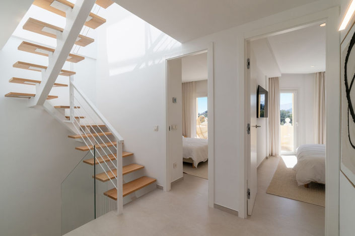 Image No.13-3 Bed Property for sale