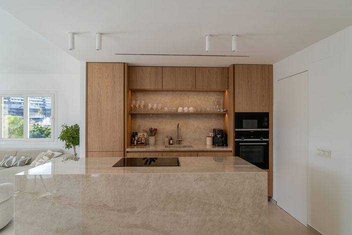 Image No.36-3 Bed Property for sale