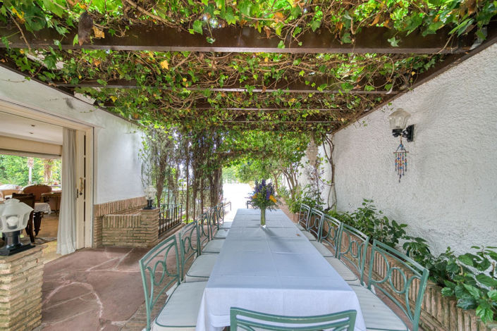 Image No.45-6 Bed Property for sale