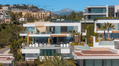 6 Bed Property for sale