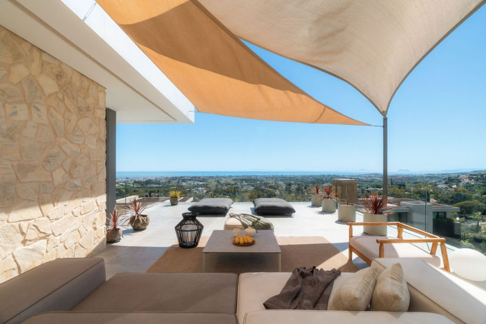 Image No.42-6 Bed Property for sale