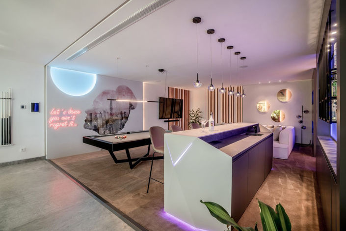 Image No.58-6 Bed Property for sale