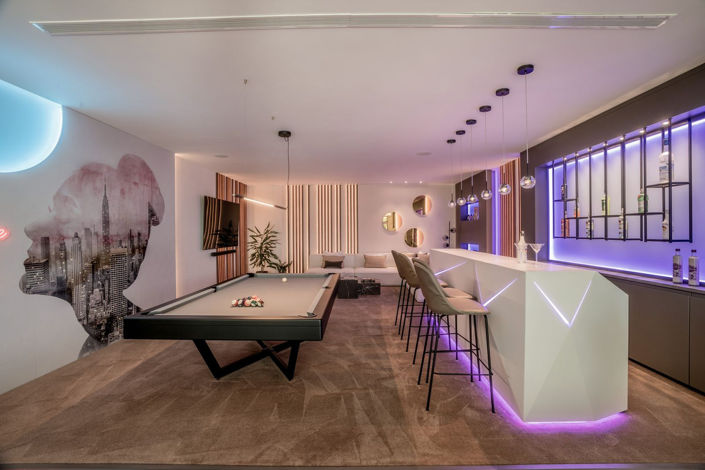 Image No.59-6 Bed Property for sale