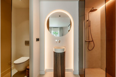 7-aa4cc561180b369757c0bb4af9886cd3