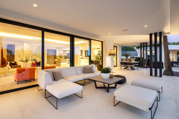 Image No.31-5 Bed Property for sale