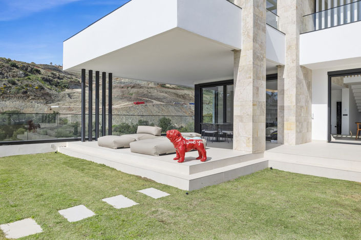 Image No.44-4 Bed Property for sale