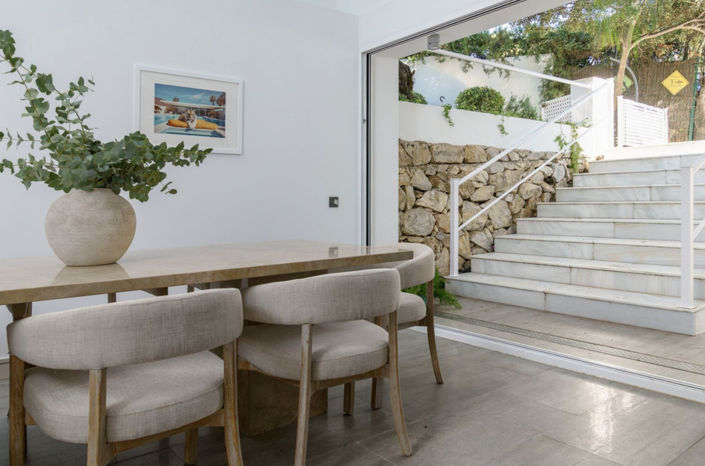 Image No.19-6 Bed Property for sale