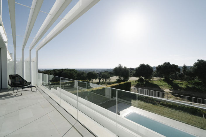 Image No.3-5 Bed Property for sale