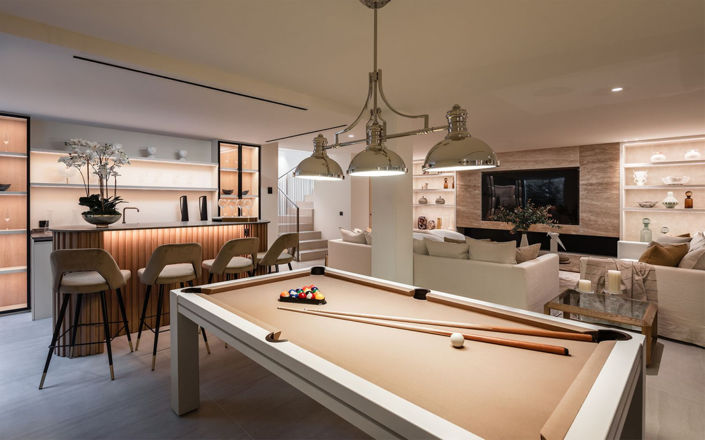 Image No.43-5 Bed Property for sale