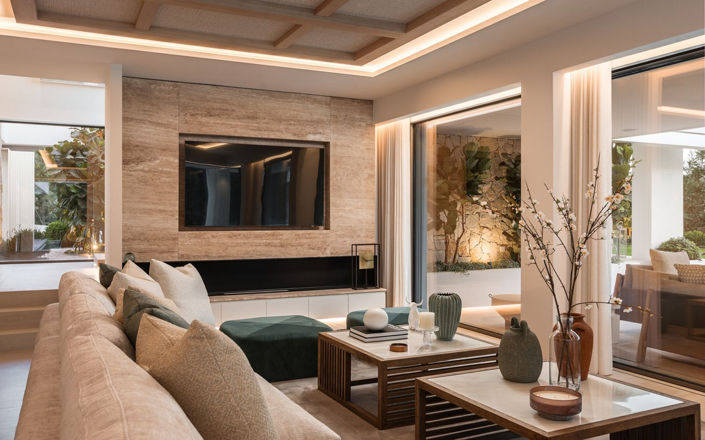 Image No.46-5 Bed Property for sale