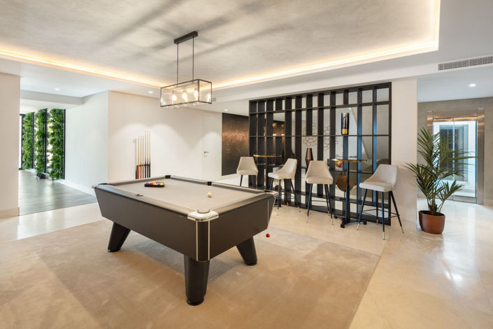 Image No.32-7 Bed Property for sale