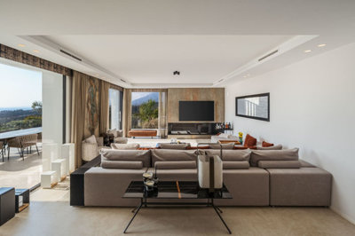 11-20939a0134ad724a8cb2a801094d15a4