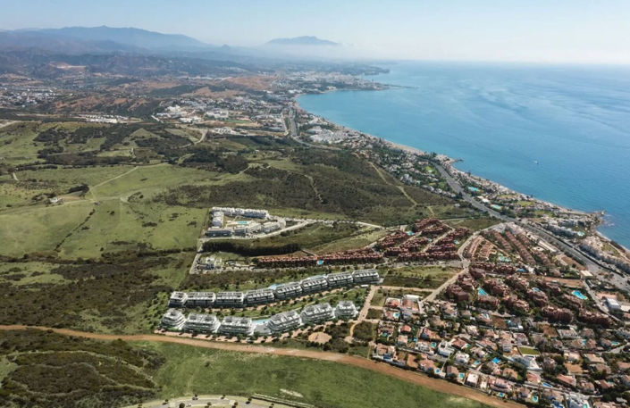 Image No.11-3 Bed Property for sale