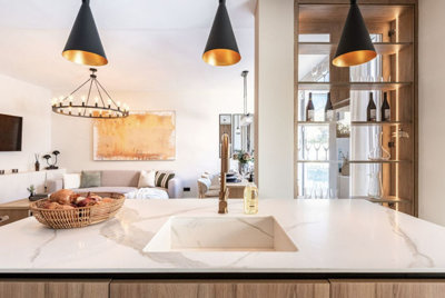 2-5bd7b9d04b45e33852eaf0ec6670150d