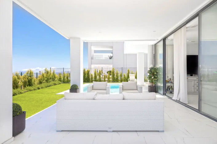 Image No.9-4 Bed Property for sale