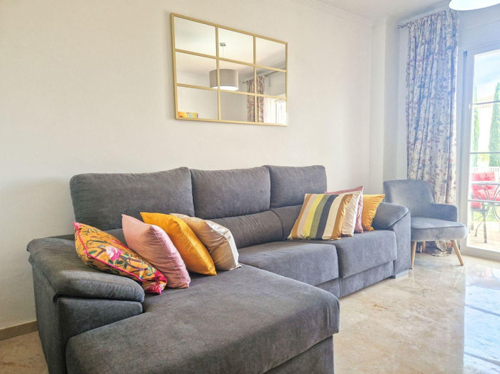 Image No.10-3 Bed Property for sale