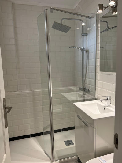 Image No.8-3 Bed Property for sale