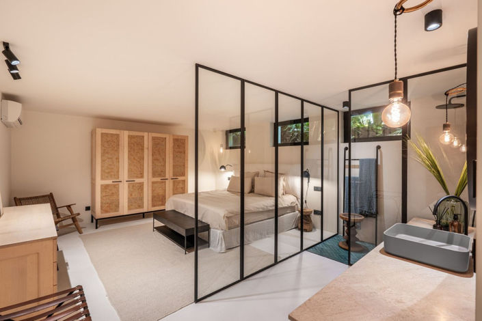 Image No.29-5 Bed Property for sale