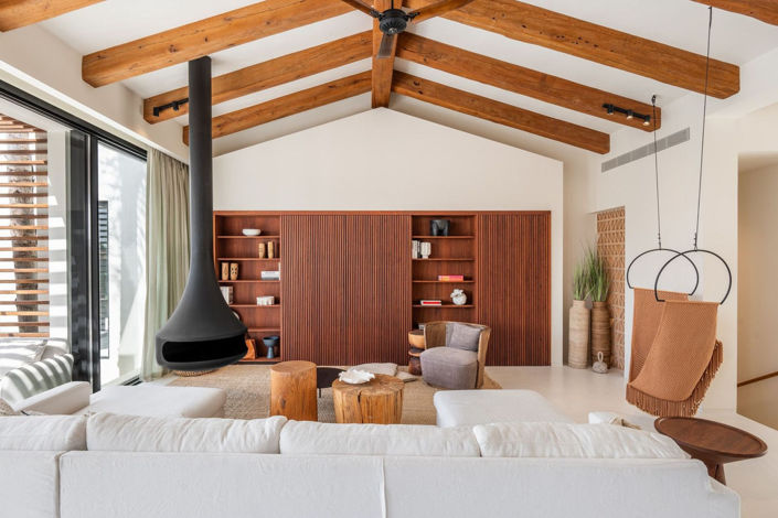 Image No.31-5 Bed Property for sale