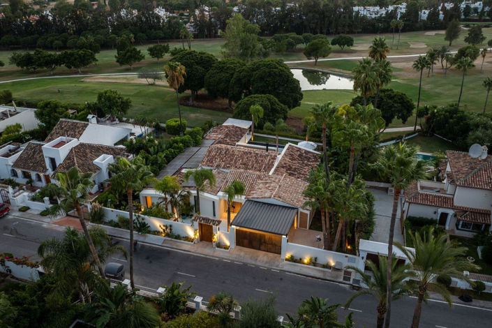 Image No.34-5 Bed Property for sale