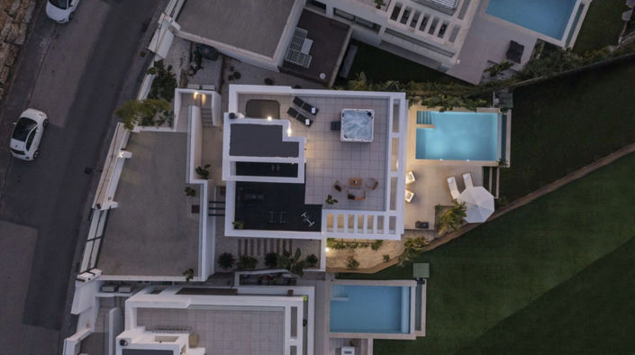 Image No.13-6 Bed Property for sale