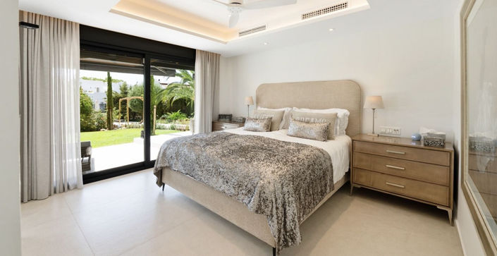 Image No.11-2 Bed Property for sale