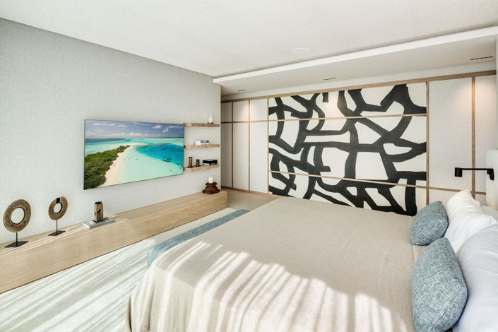 Image No.14-6 Bed Property for sale