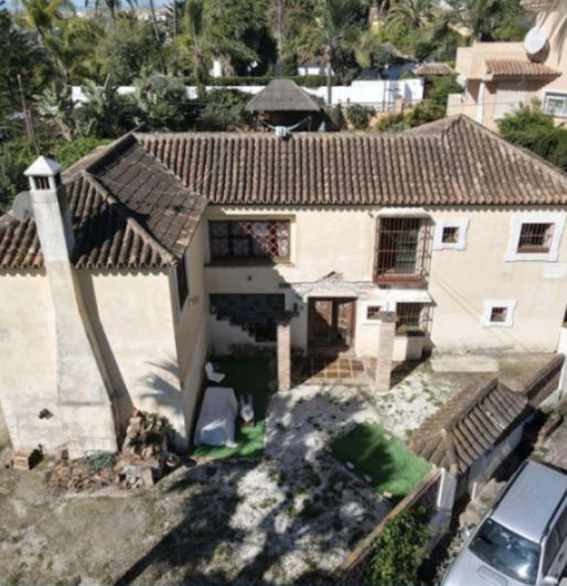Image No.1-Propriété de 6 chambres à vendre à Nueva Andalucia