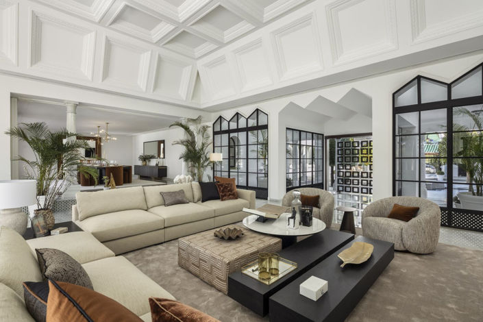 Image No.14-12 Bed Property for sale