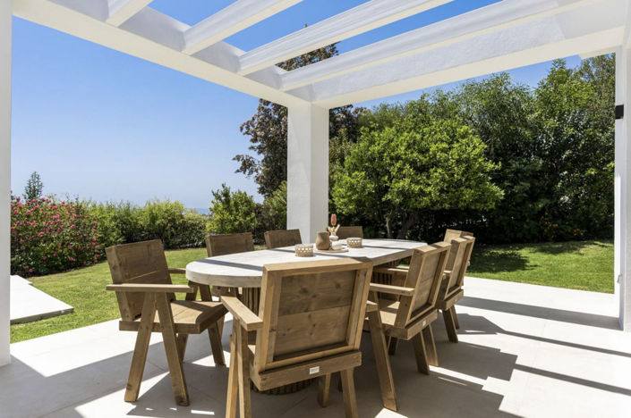 Image No.4-6 Bed Property for sale