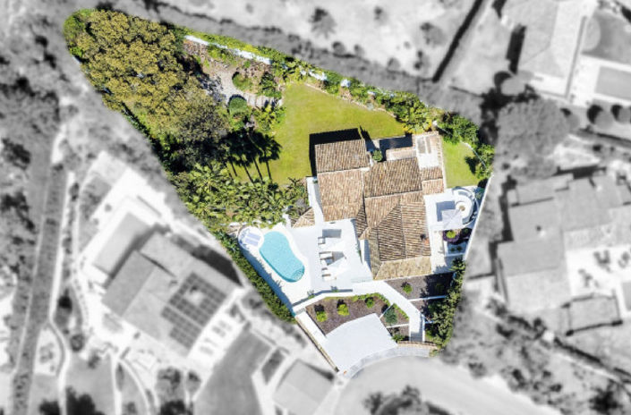 Image No.5-5 Bed Property for sale