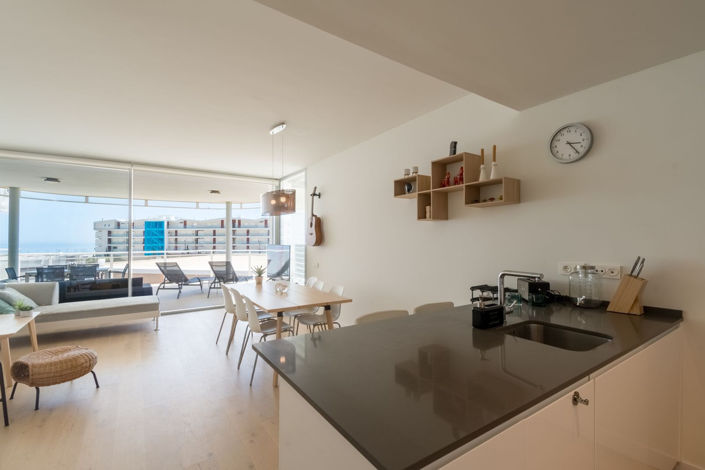 Image No.17-3 Bed Property for sale