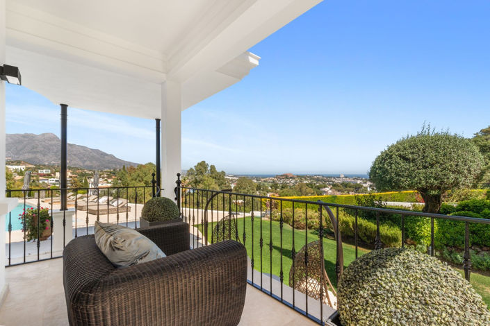 Image No.30-7 Bed Property for sale