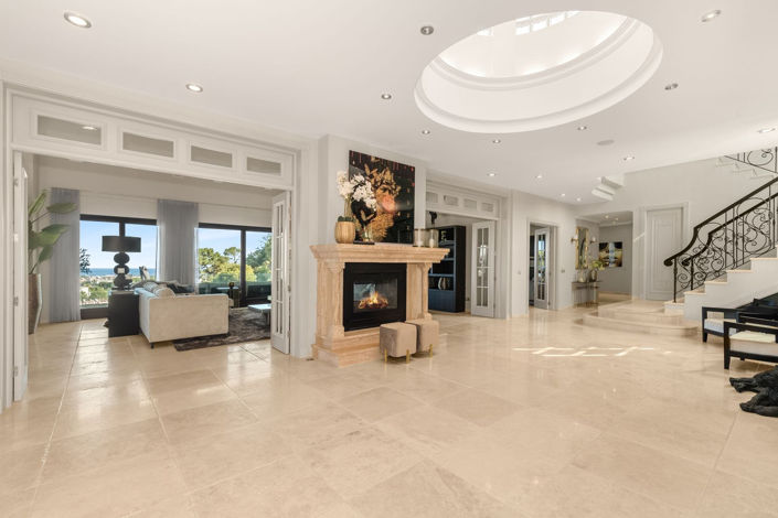 Image No.37-7 Bed Property for sale