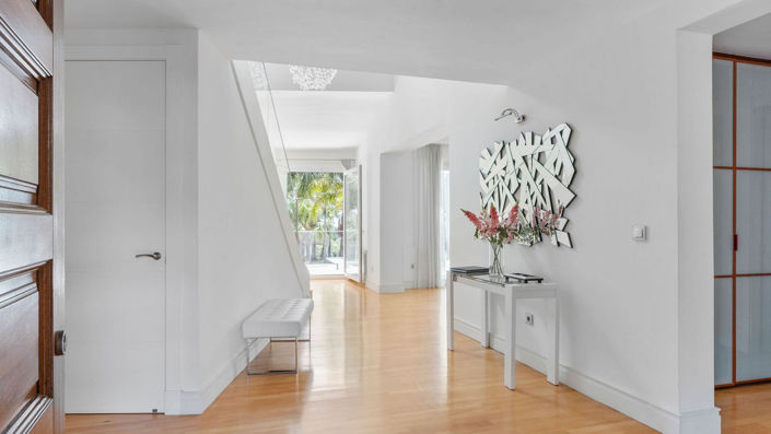 Image No.30-7 Bed Property for sale