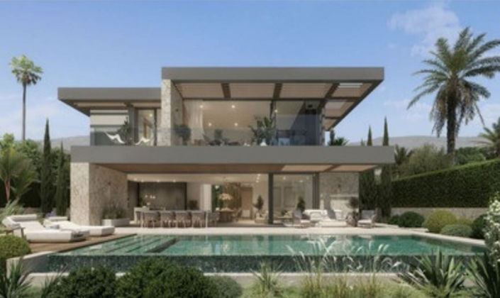 Image No.4-6 Bed Property for sale