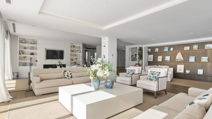 Image No.38-7 Bed Property for sale