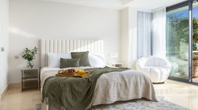 10-bb915d1cb19341576dcdc994b81ab9c5