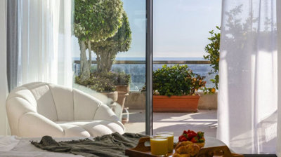 11-20939a0134ad724a8cb2a801094d15a4