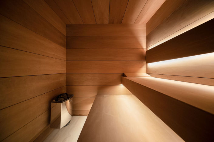 Image No.15-6 Bed Property for sale