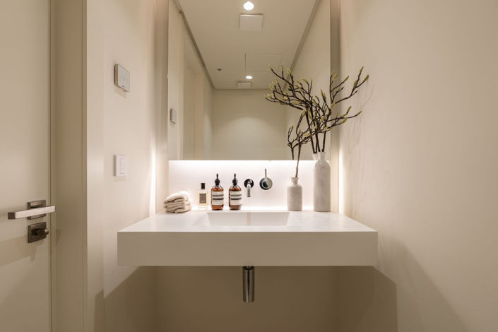 Image No.10-3 Bed Property for sale