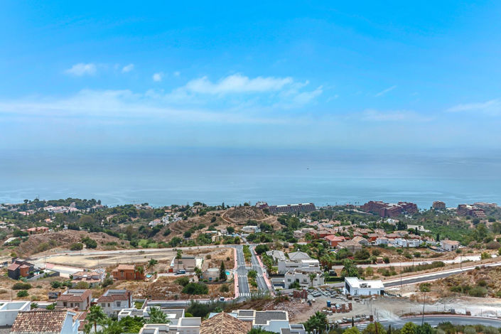 Image No.3-4 Bed Property for sale