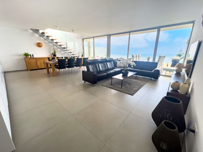 Image No.7-4 Bed Property for sale