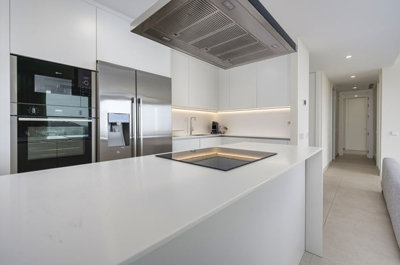 12-53013098fcab6c38b1379cd33298e050