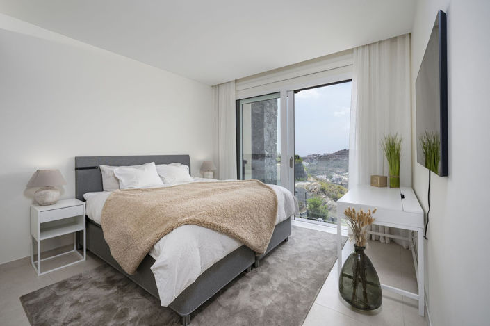 Image No.29-2 Bed Property for sale